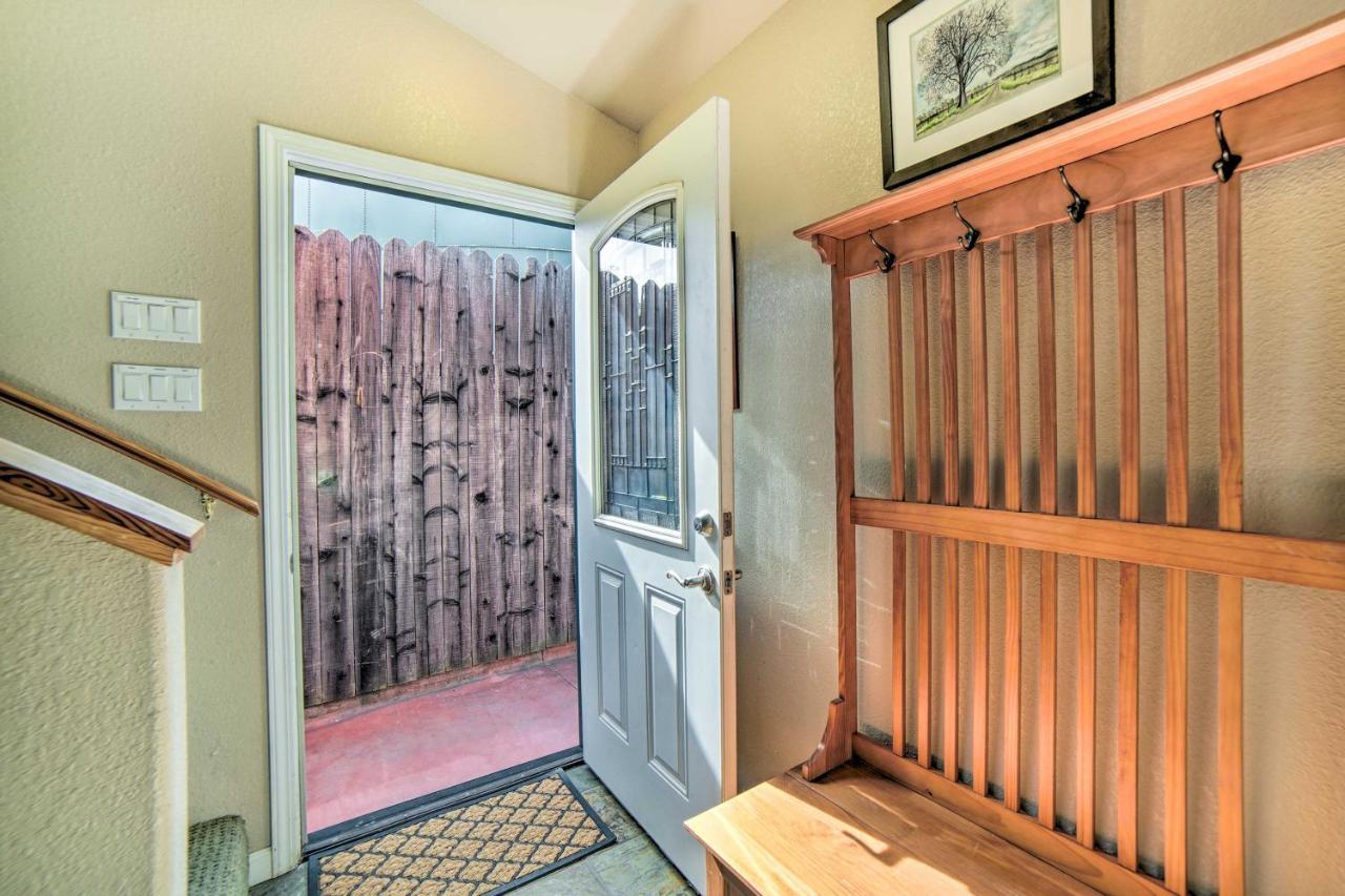 Hilltop Loft Ukiah Vacation Rental! Esterno foto