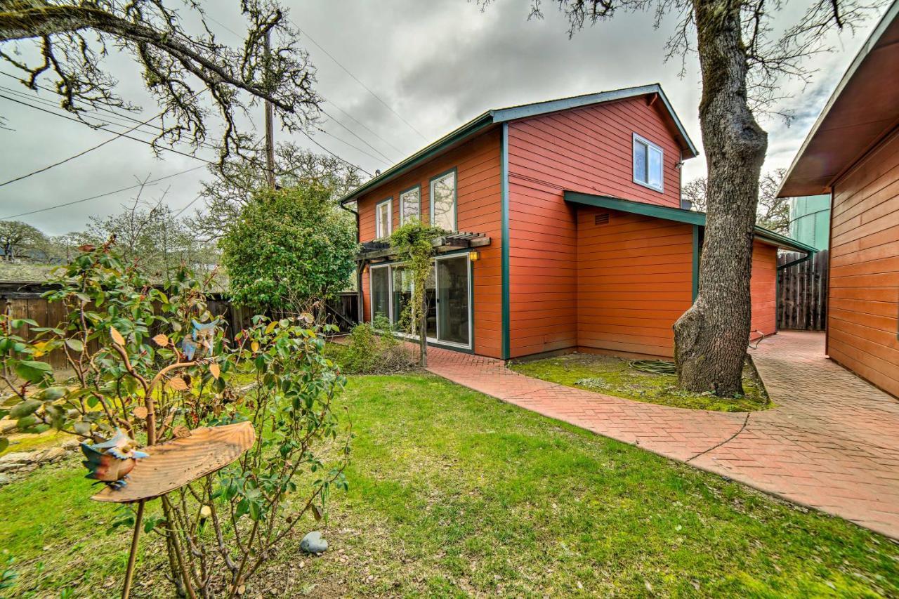 Hilltop Loft Ukiah Vacation Rental! Esterno foto